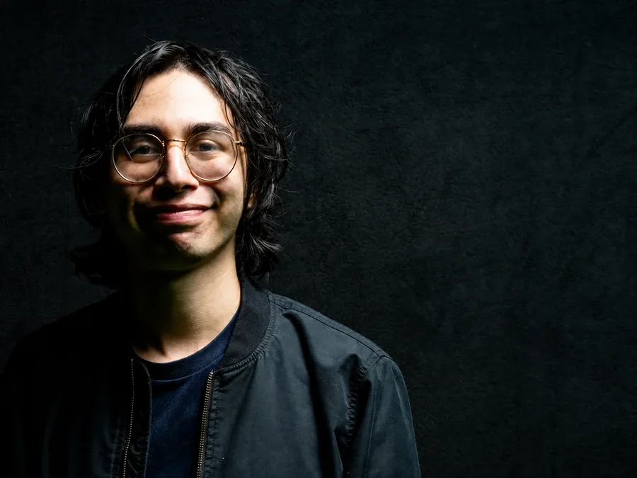 Headshot of Omar Ramirez, Motion / Graphic Designer